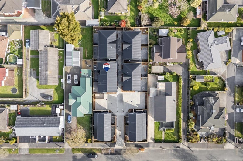 5/6 Victoria Street, Ebdentown, Upper Hutt - Carousel 12