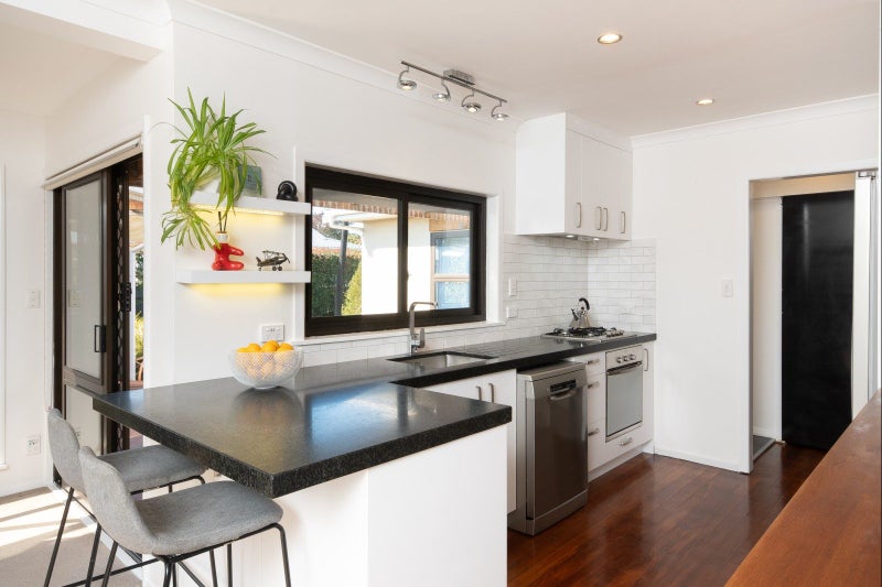 910 Churchill Street, Akina, Hastings - Carousel 21