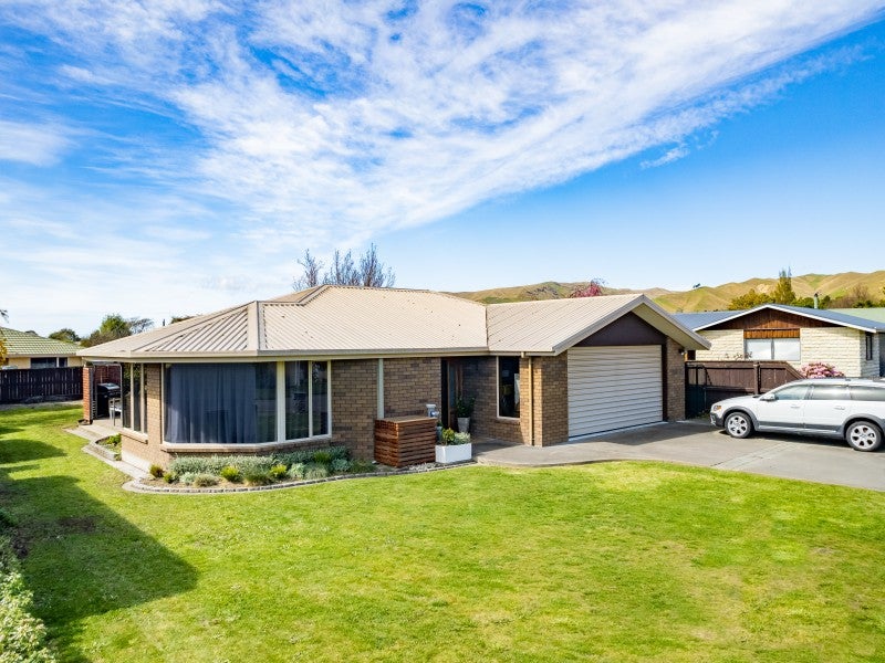 32 Westhaven Place, Redwoodtown, Blenheim - Carousel 1