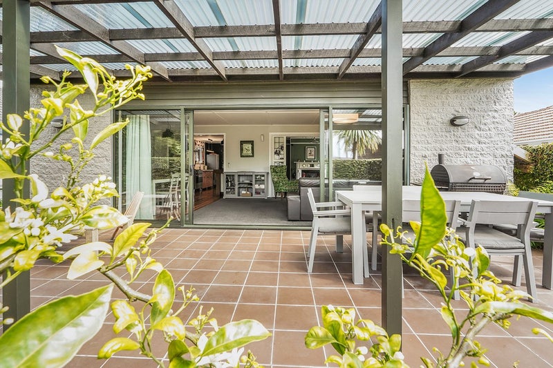 24 Casey Avenue, Fairfield, Hamilton - Carousel 1