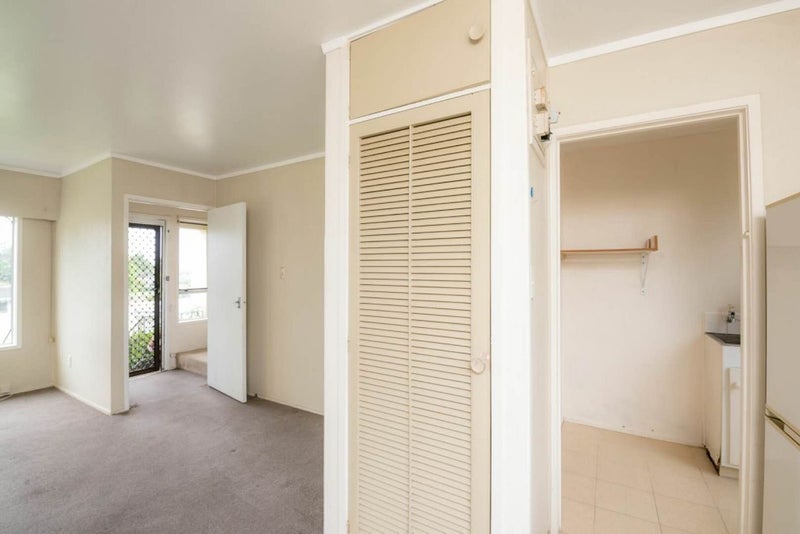 4/24 Copley Street, New Lynn, Auckland - Carousel 1