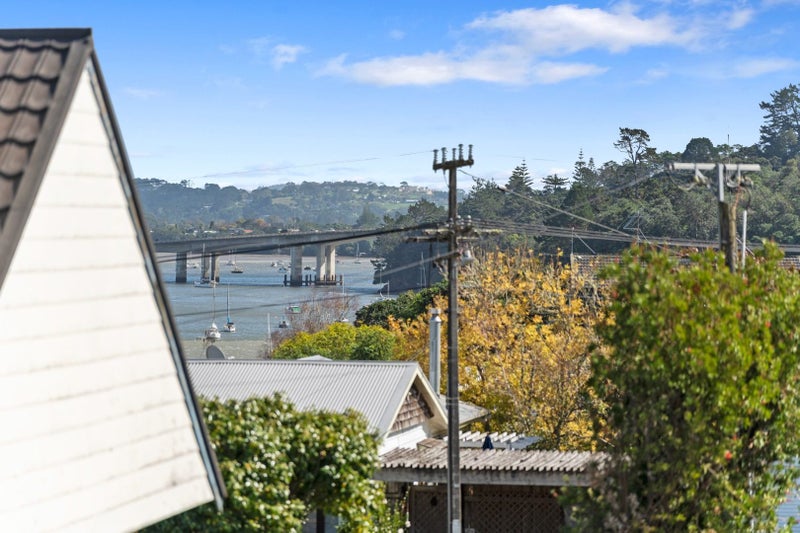 2/12 Gazelle Avenue, Beach Haven, Auckland - Carousel 21