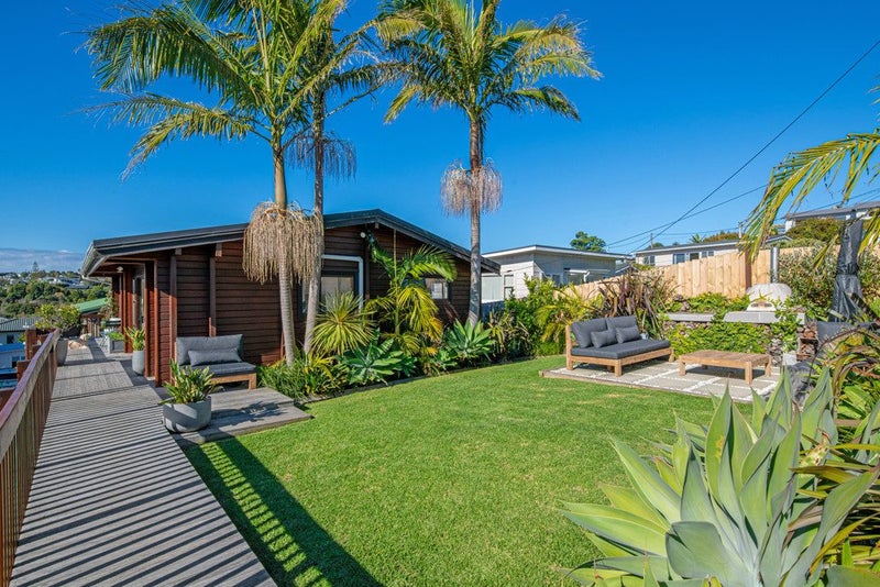 33A Kauri Road, Stanmore Bay, Whangaparaoa - Carousel 1