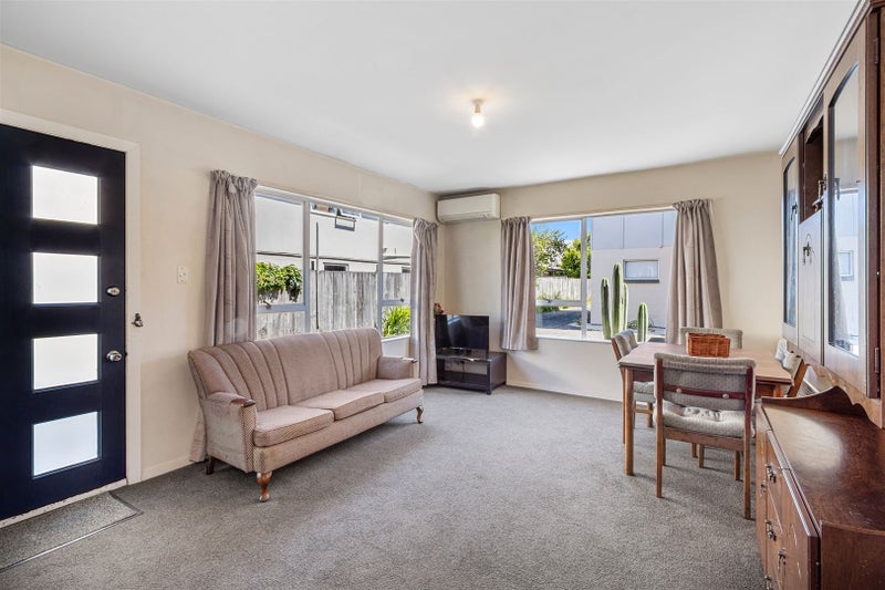 1/27 Andover Street, Merivale, Christchurch - Carousel 1
