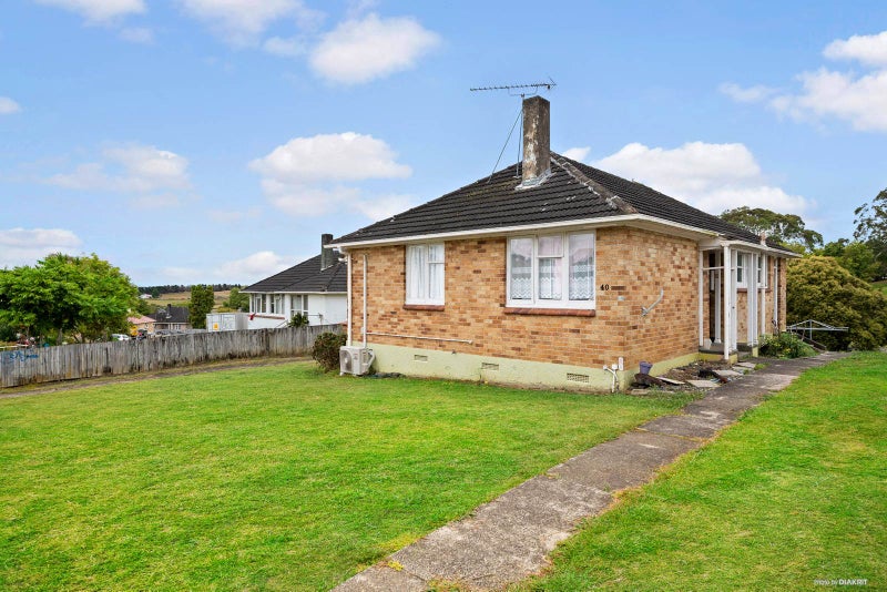 40 Te Wheoro Street, MEREMERE, MERCER - Carousel 2