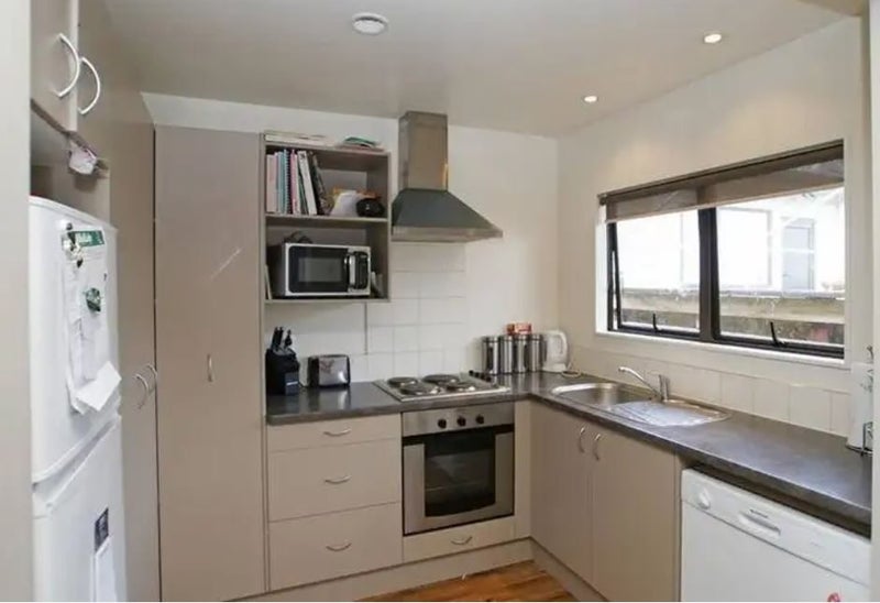 36B York Street, Hamilton East, Hamilton - Carousel 9