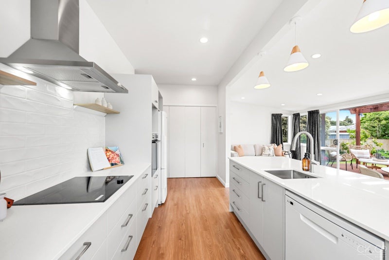 79 Trafalgar Street, Waterloo, Lower Hutt - Carousel 2