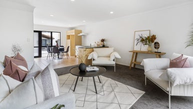 6/3 Ambrico Place, New Lynn, Auckland - Carousel 1