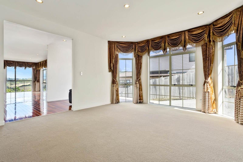 7 Quail Drive, Albany Heights, Auckland - Carousel 2