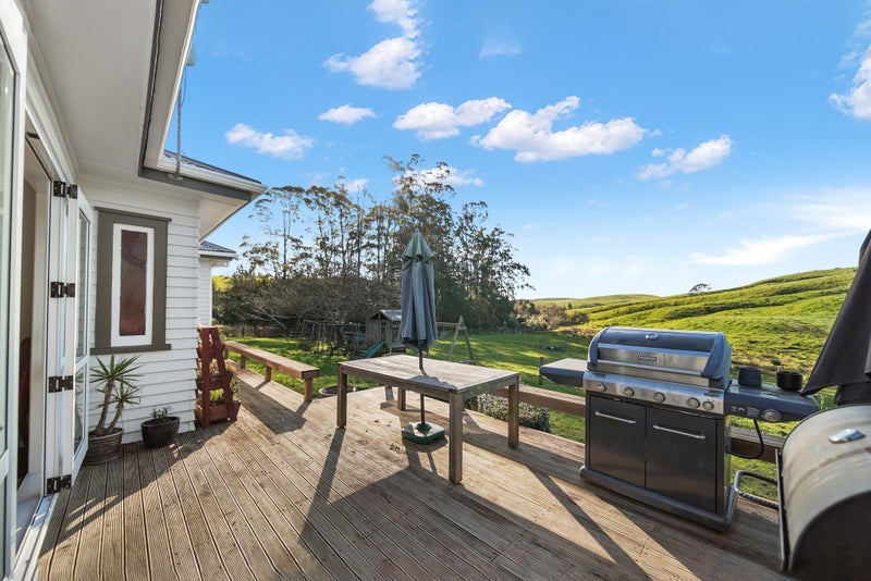 1000 Churchill Road, Tuakau - Carousel 1