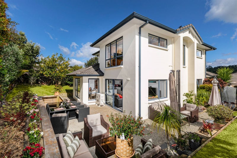 24 William Gamble Drive, Greenhithe, Auckland - Carousel 2