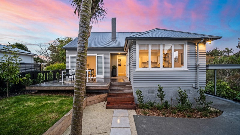 73 Walmer Road, Point Chevalier, Auckland - Carousel 1