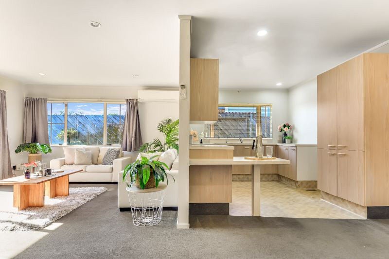 10 Longford Court, Forest Lake, Hamilton - Carousel 1