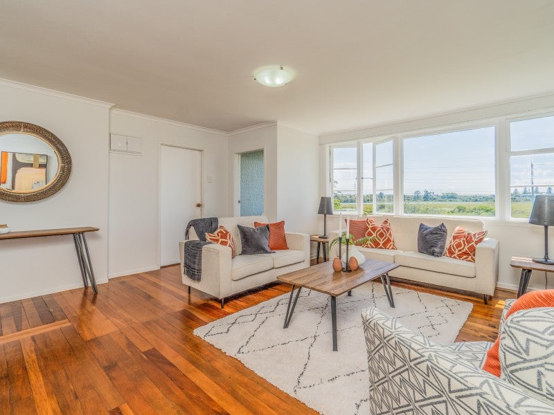 2/237 Hepburn Road, Glendene, Auckland - Carousel 2