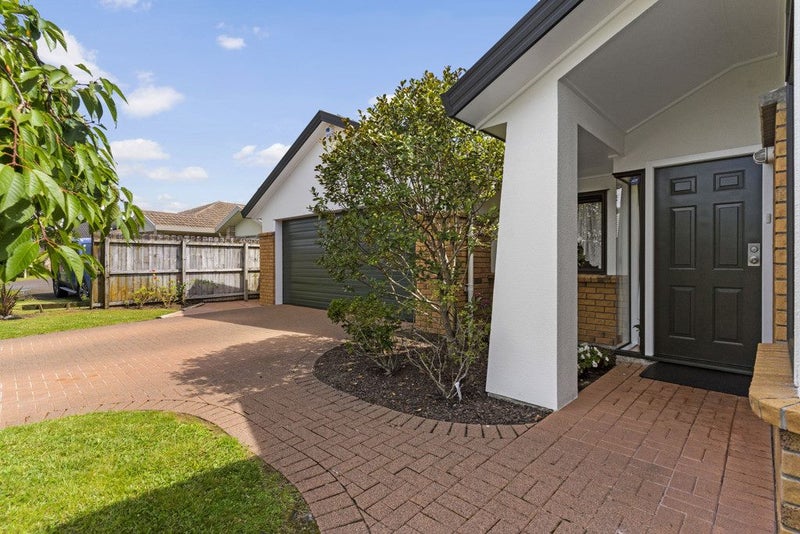 68 Sheriff Place, Randwick Park, Auckland - Carousel 1
