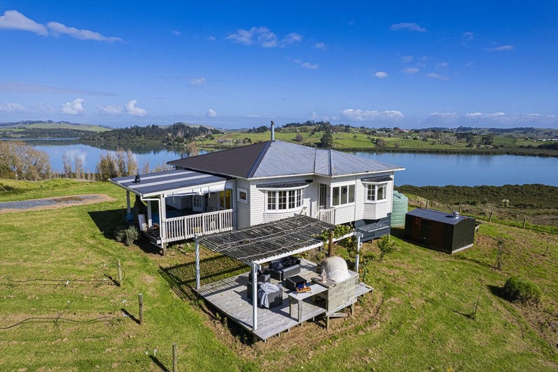 228 Petley Road, Paparoa - Carousel 2