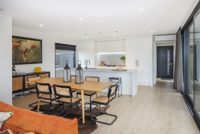 3 Selleck Street, Mount Pleasant, Christchurch - Carousel 2