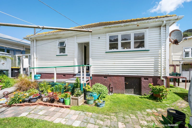 70 Happy Valley Road, Owhiro Bay, Wellington - Carousel 2
