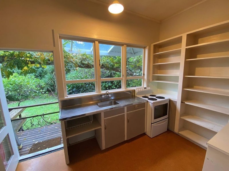 40 Nottingham Street, Westmere, Auckland - Carousel 2