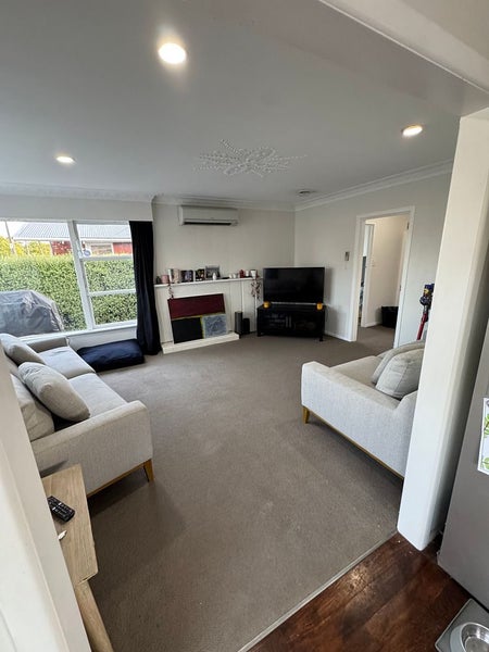 403 Dey Street, Hamilton East, Hamilton - Carousel 2