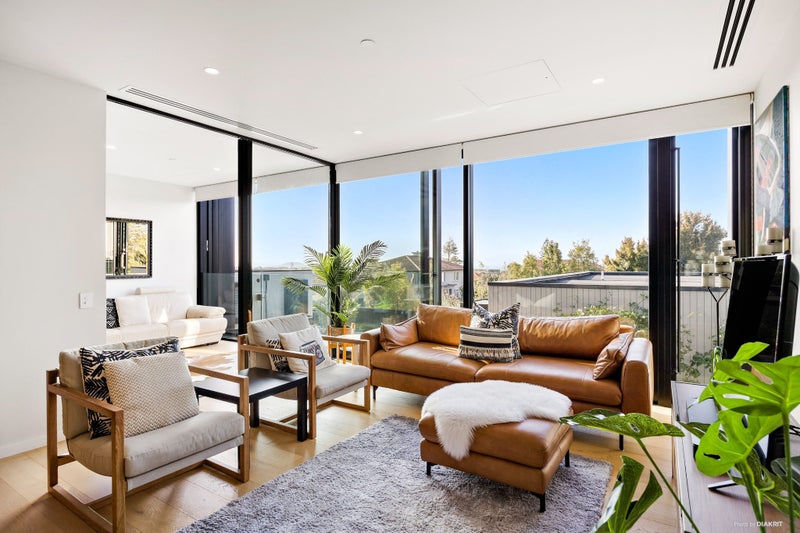 206/236 Kepa Road, Mission Bay, Auckland - Carousel 1