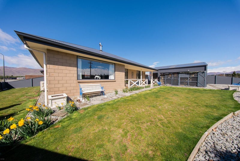 2A Lakeland Avenue, Twizel - Carousel 1