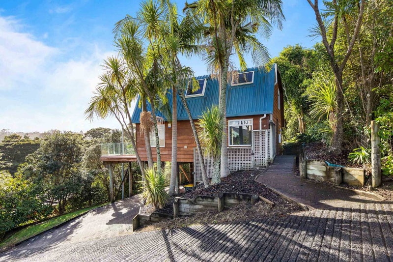 55 Pemberton Avenue, Bayview, Auckland - Carousel 1