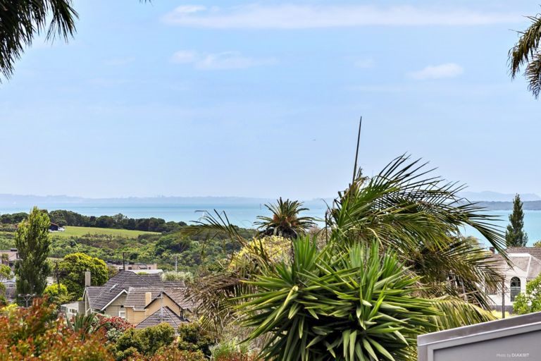 220 Kepa Road, Mission Bay, Auckland - Carousel 20