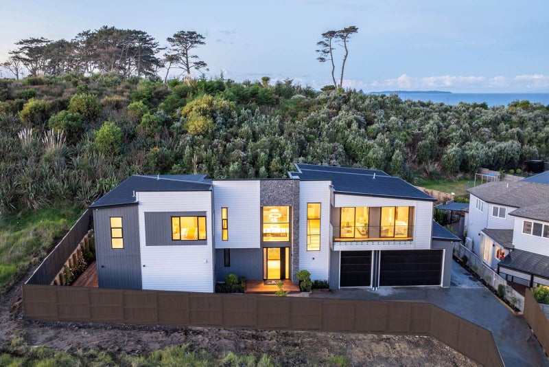 157 Te Oneroa Way, Long Bay, Auckland - Carousel 1