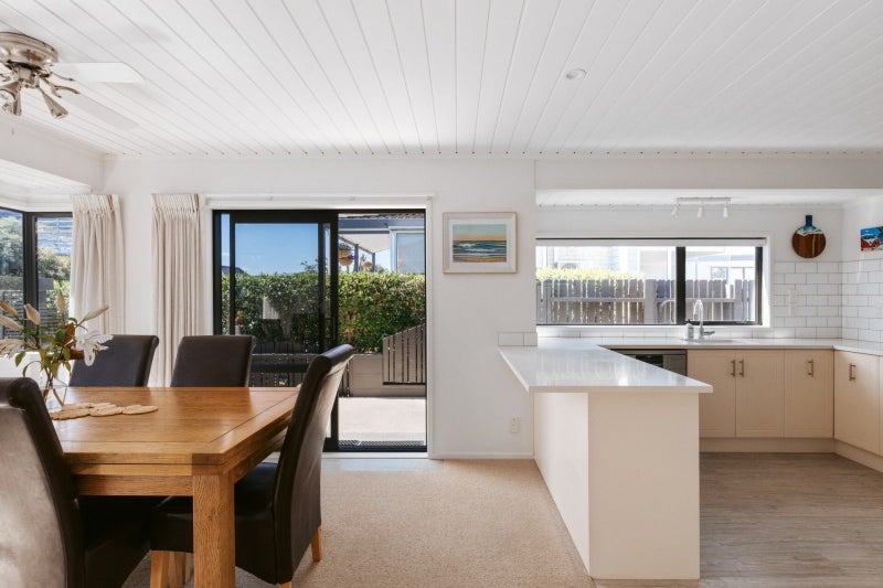 420A Oceanbeach Road, Mount Maunganui, Mount Maunganui - Carousel 2