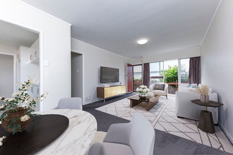 2/12 Lyon Avenue, St Lukes, Auckland - Carousel 1