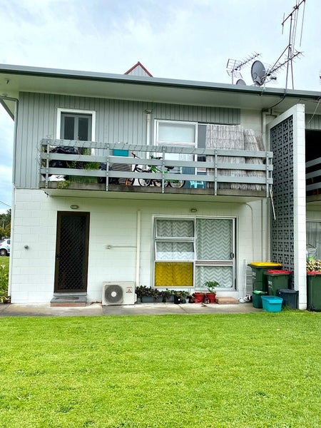 2/15 Coates Street, Hamilton East, Hamilton - Carousel 1