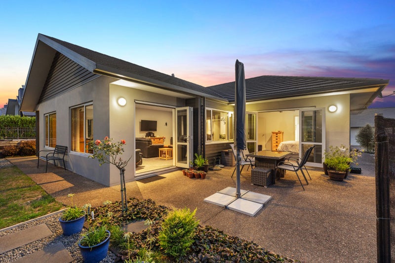 43 Bridgewater Way, Pyes Pa, Tauranga - Carousel 2