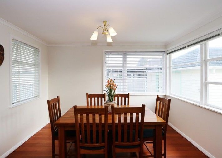 12 Stamford Grove, Avalon, Lower Hutt - Carousel 2