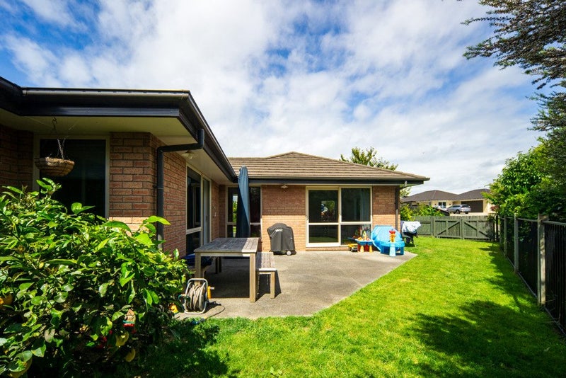 261 Dixon Road, Fitzroy, Hamilton - Carousel 2