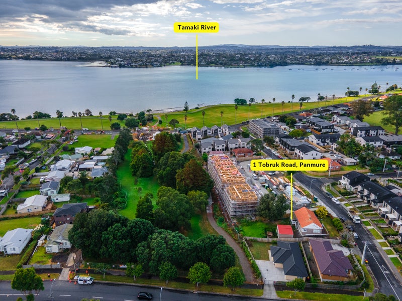1 Tobruk Road, Panmure, Auckland - Carousel 2