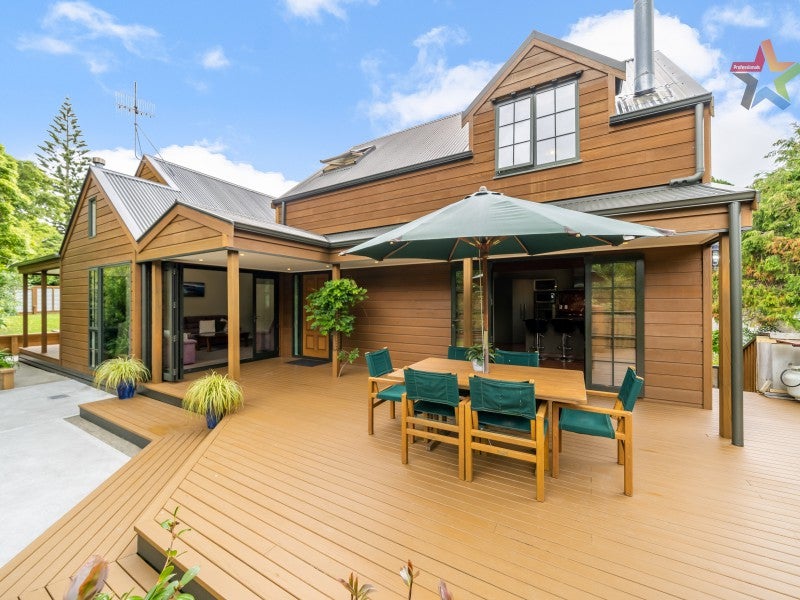 1 Lillian Street, Belmont, Lower Hutt - Carousel 2