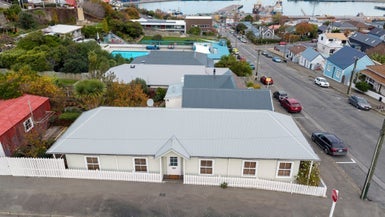 66 Oxford Street, Lyttelton, Lyttelton - Carousel 1