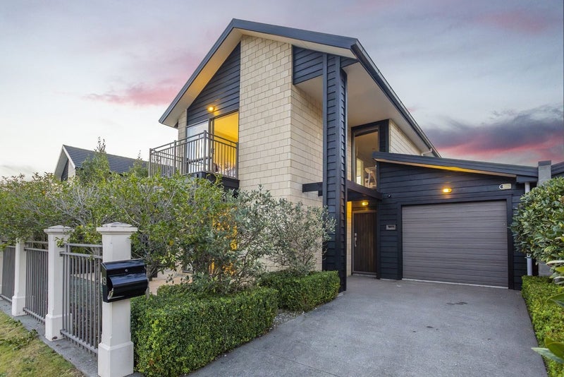 19 Bluewater Place, Paraparaumu - Carousel 2