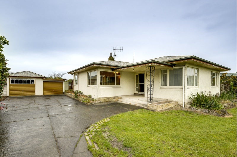 1102 Heretaunga Street East, Parkvale, Hastings - Carousel 1