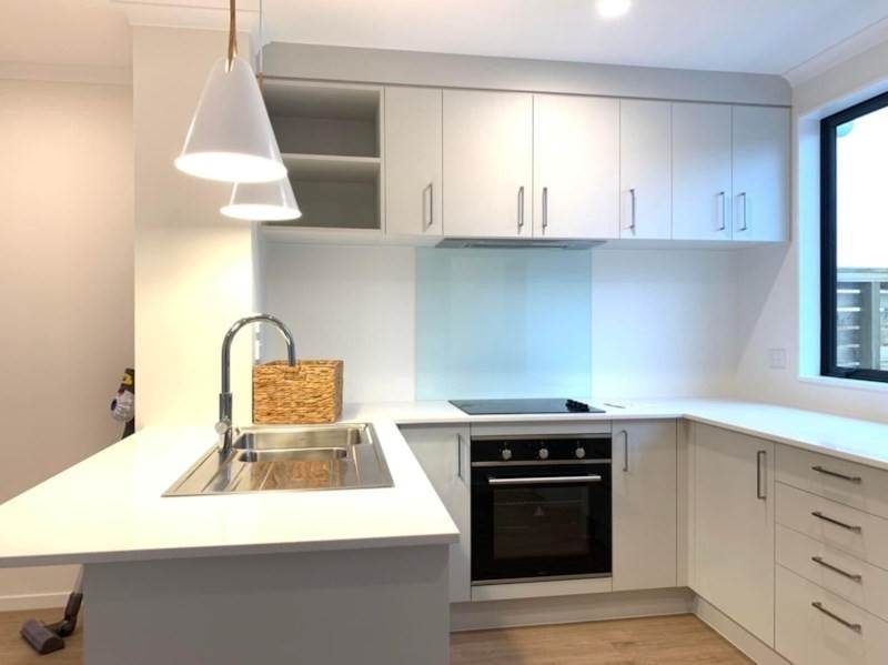 15A Sealord Place, Manurewa, Auckland - Carousel 1