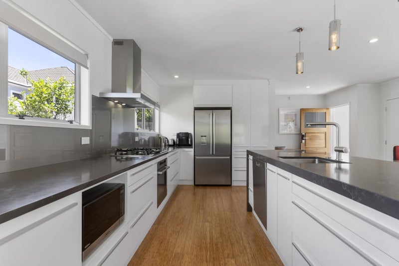 161 Triangle Road, Massey, Auckland - Carousel 2