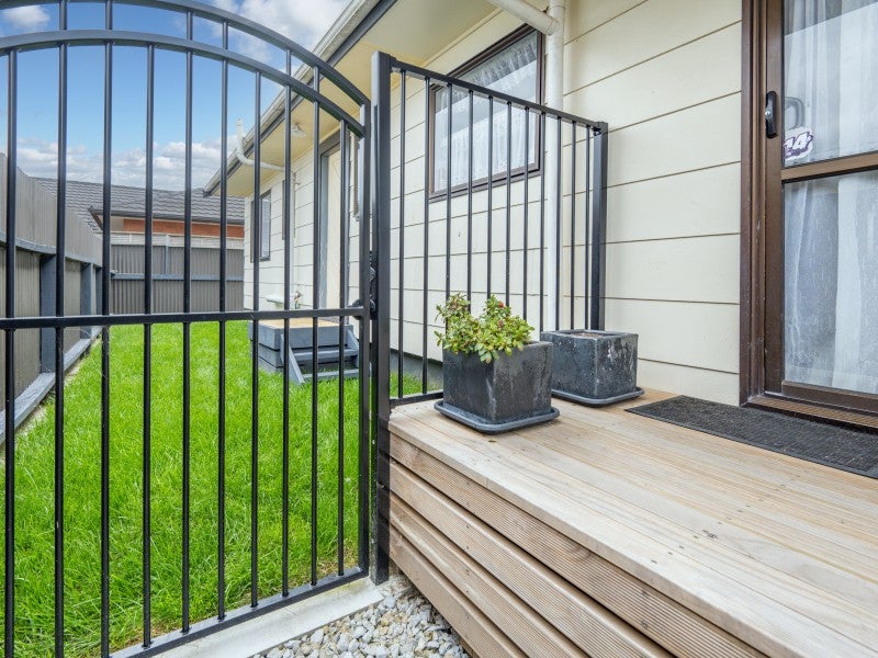 1310 Jubilee Street, Mayfair, Hastings - Carousel 12