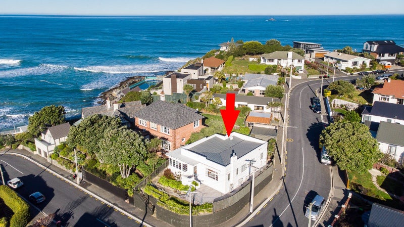19 Cliffs Road, Saint Clair, Dunedin - Carousel 2