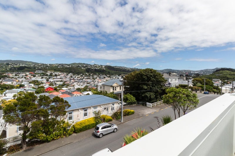 6/111 Coromandel Street, Newtown, Wellington - Carousel 9