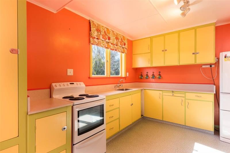 16 Burden Street, Redwoodtown, Blenheim - Carousel 2