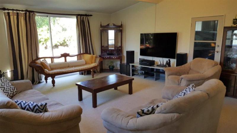 20 Quigley Street, Newlands, Wellington - Carousel 1