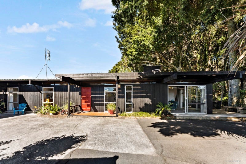 52 Collie Street, Hillpark, Auckland - Carousel 2