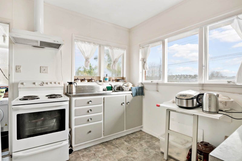 1/51 College Road, Northcote, Auckland - Carousel 2