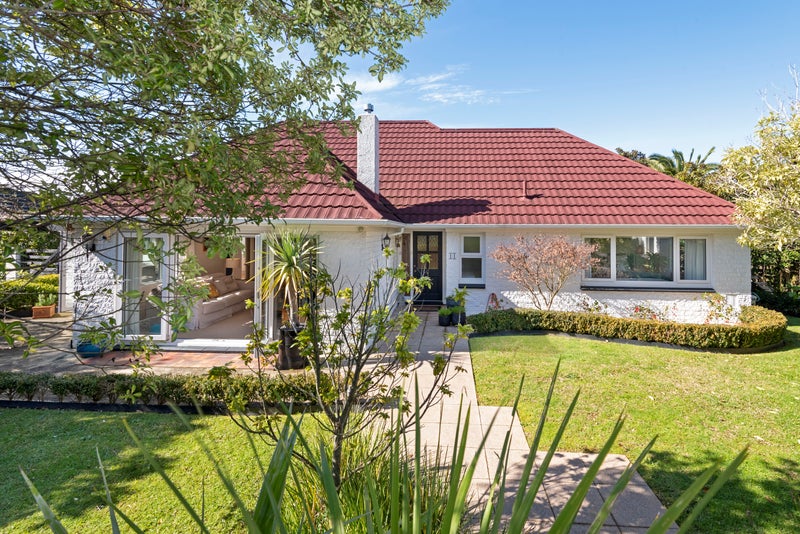 11 Sale Street, Cockle Bay, Auckland - Carousel 1